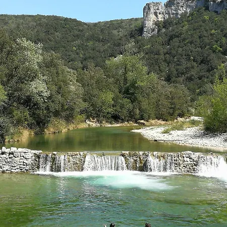 Maison Avec Jardin A Villeneuve-de-berg, Piscine Partagee Villeneuve-de-Berg